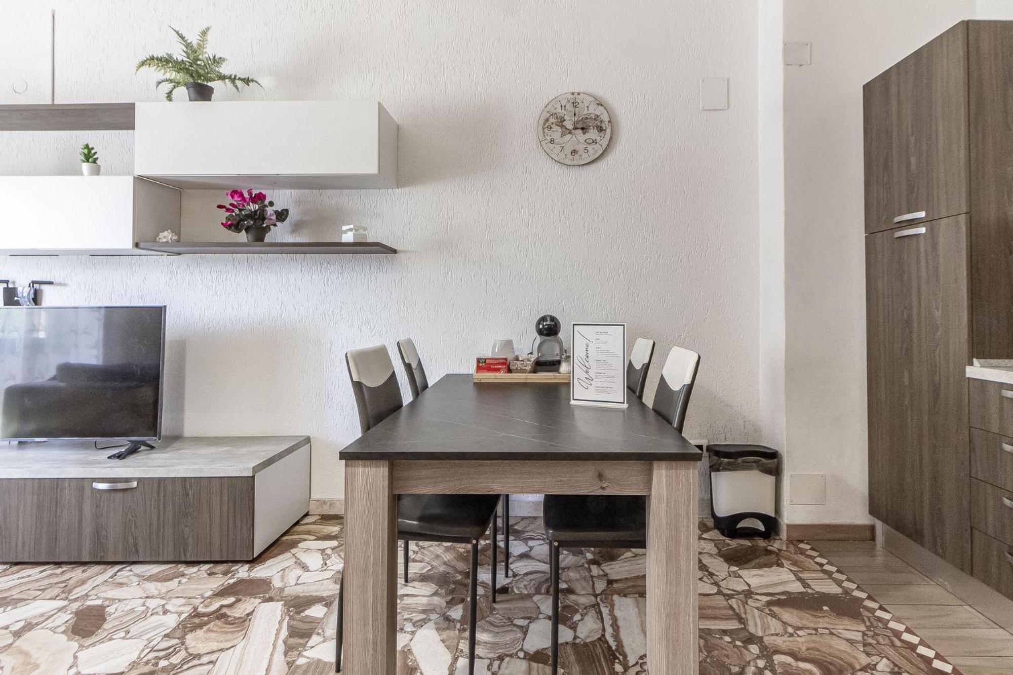 Lovely Piazza Santa Maria Apartment Sassari Exterior foto